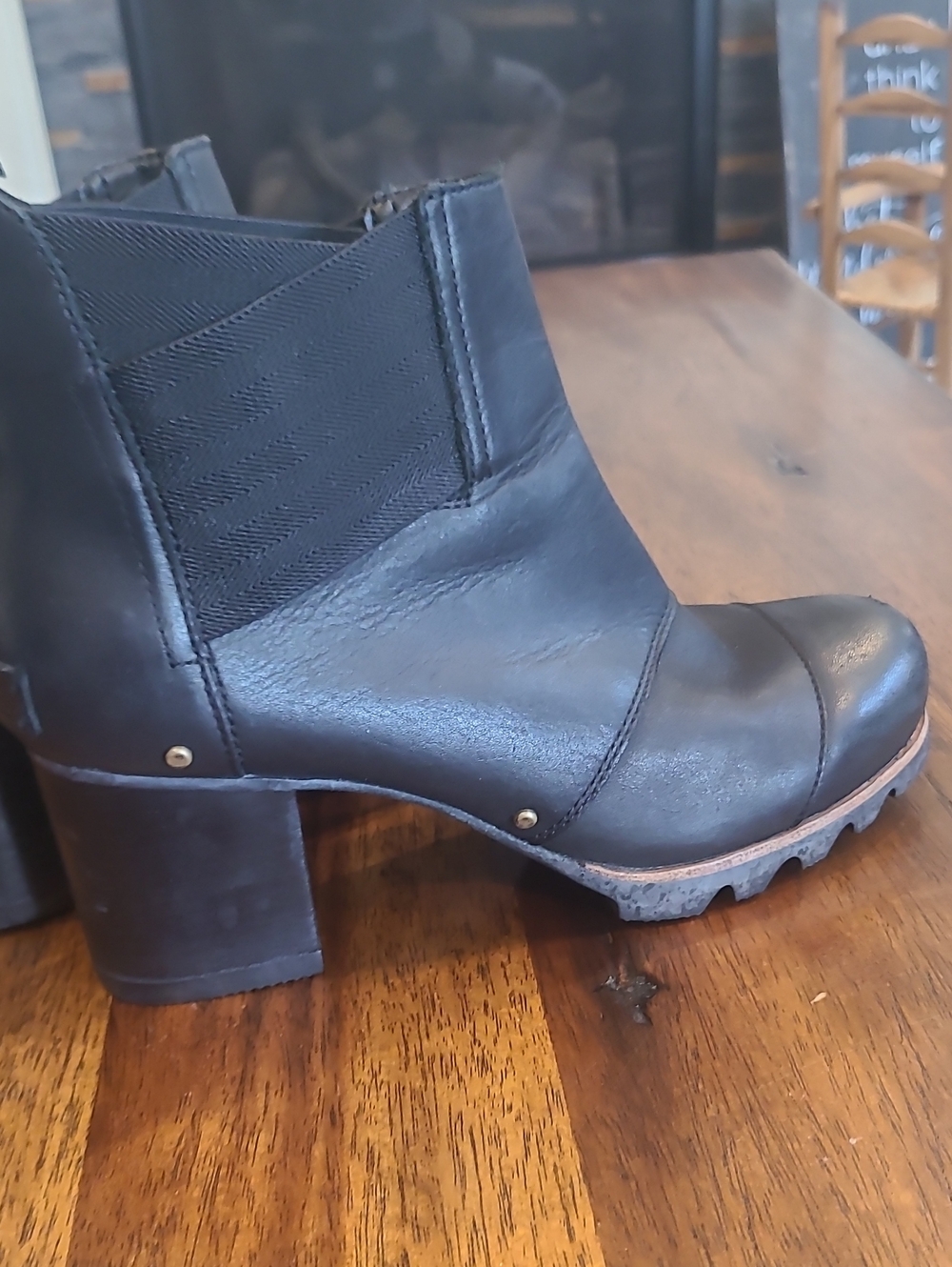 Sorel Addington Chelsea Boot in Black 8.5 - Picture 6 of 8